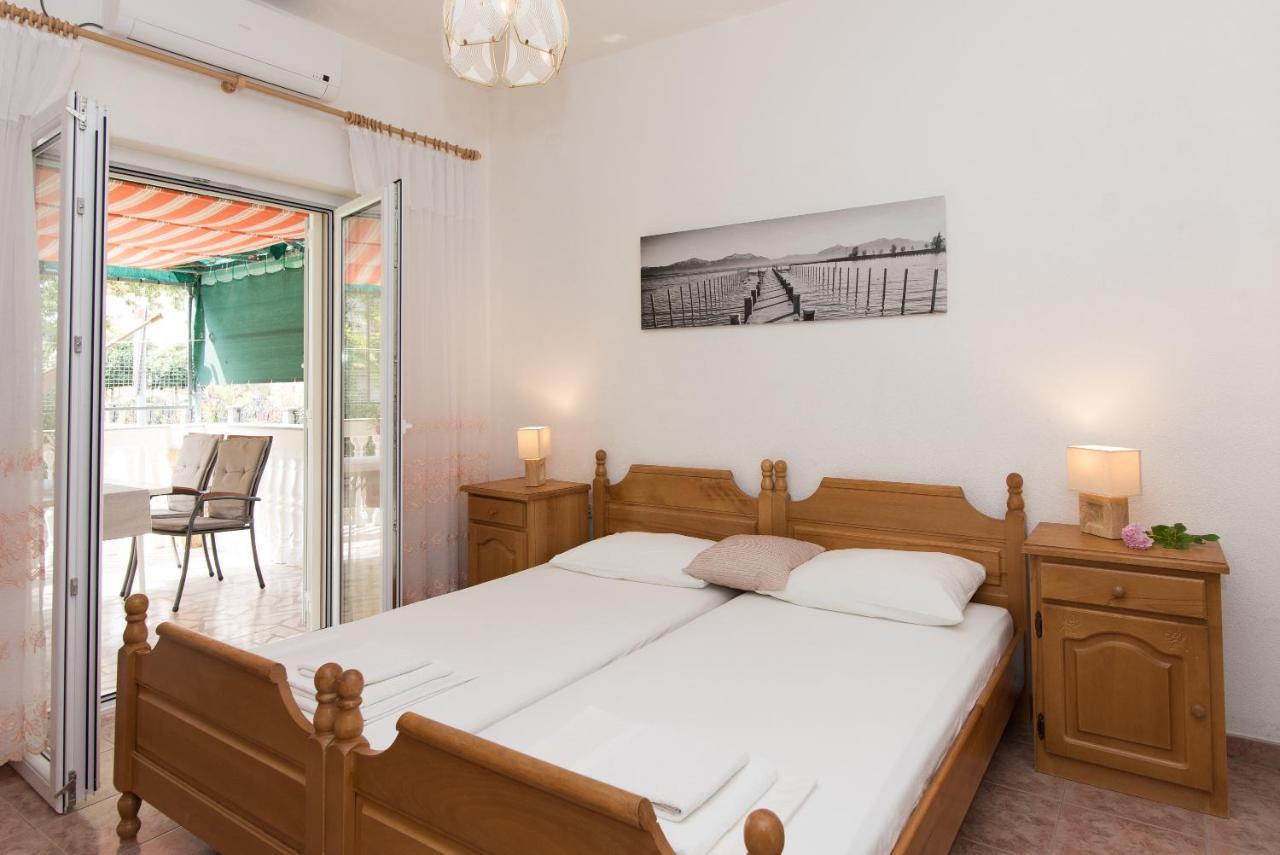 Topic Apartments Vodice Exterior foto