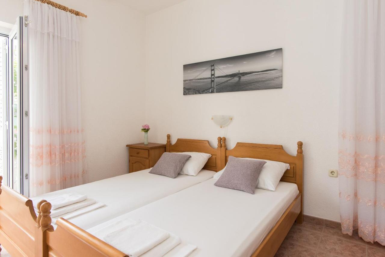 Topic Apartments Vodice Exterior foto