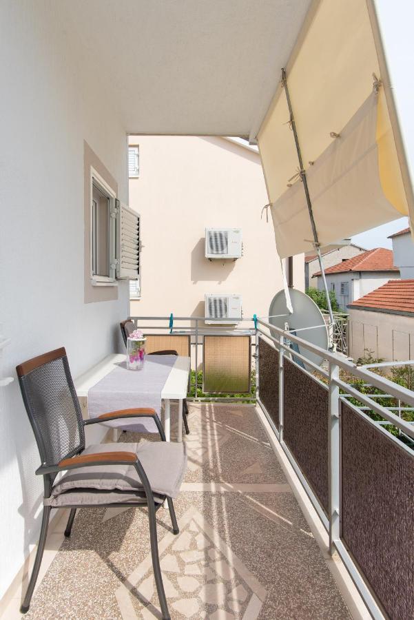 Topic Apartments Vodice Exterior foto